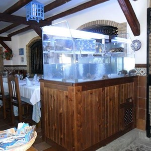 ¿En qué parte del restaurante colocar el acuario para marisco?